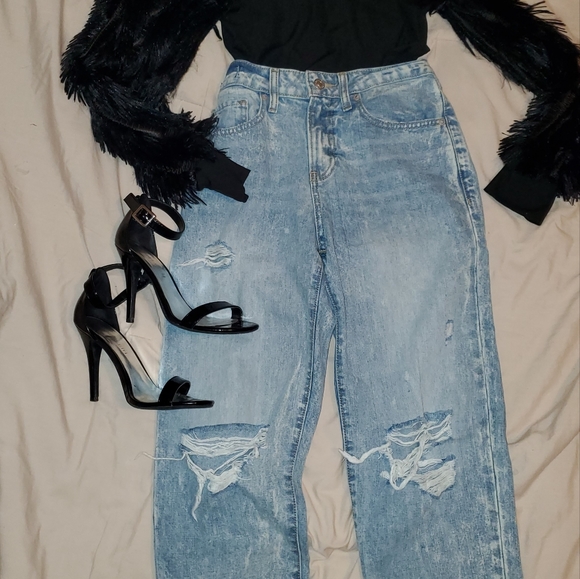 Express Jeans - Picture 2 of 6